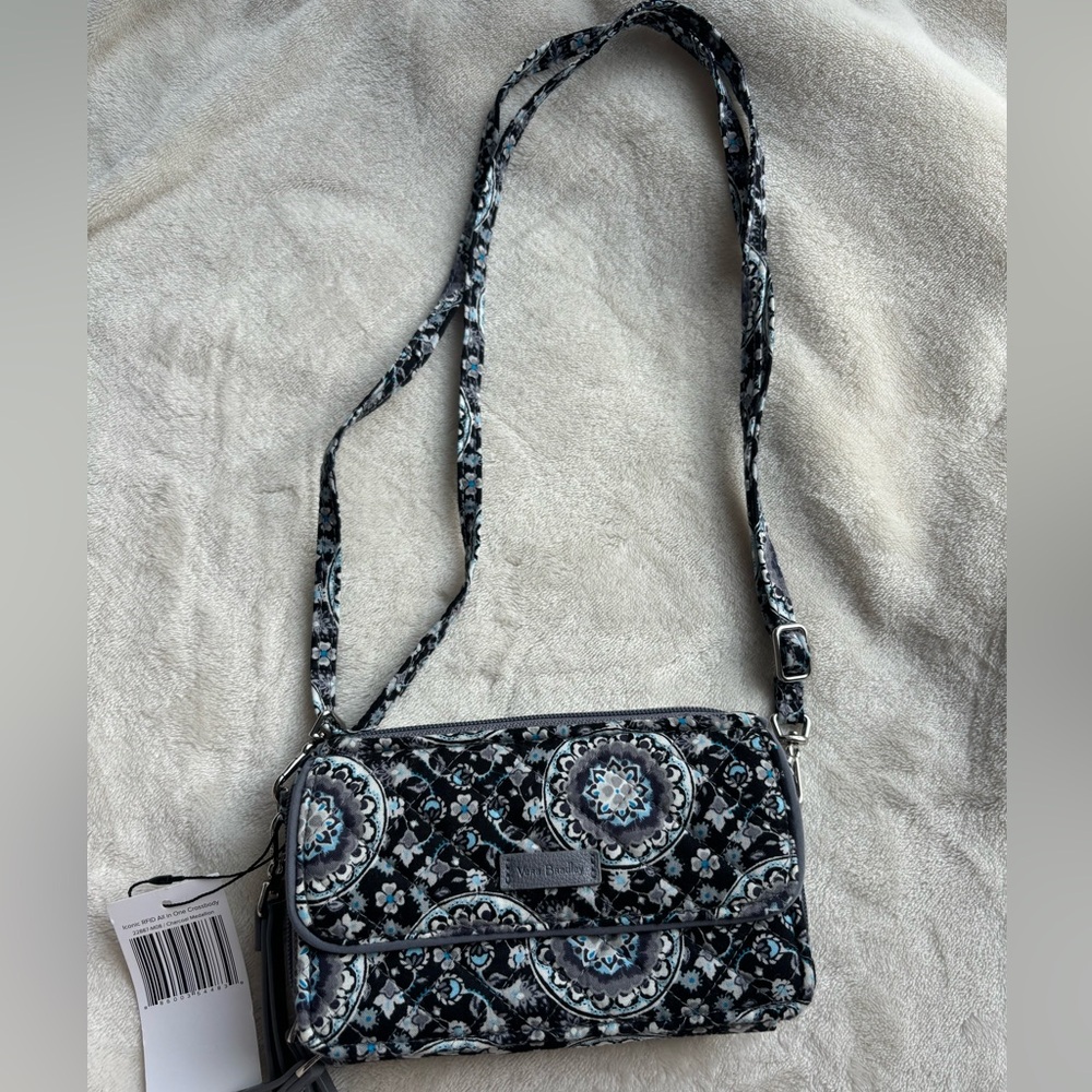 NWT Vera Bradley charcoal medallion crossbody wallet